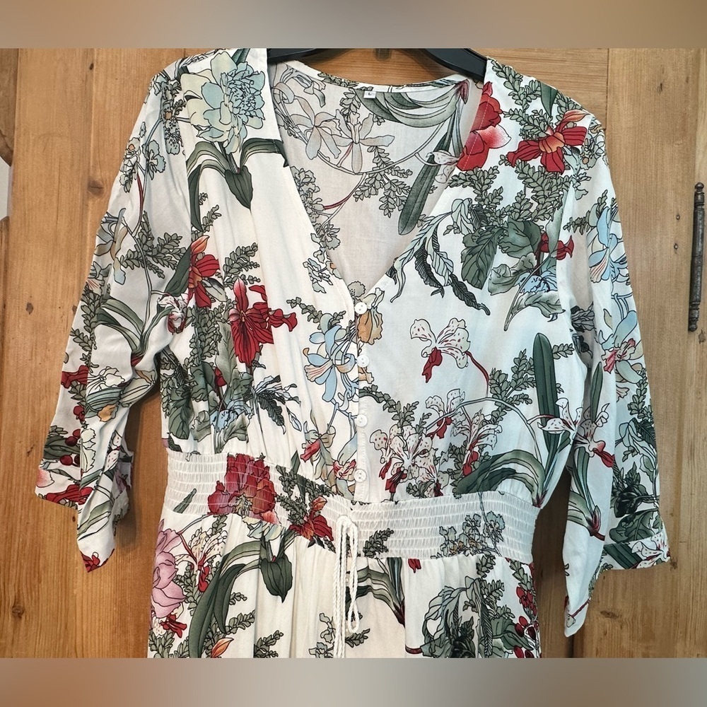 Women’s Floral Lightweight Dress Casual & Cute Size Large Short Sleeve - Picture 3 of 10